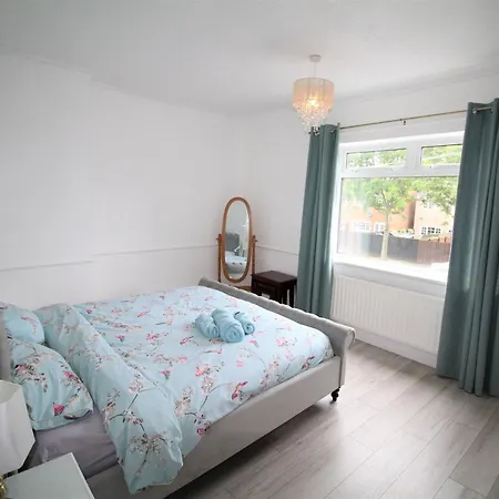 Whitley Bay - Sleeps 6 - Refurbished Throughout - Fast Wifi - Dogs Welcome Экстерьер фото